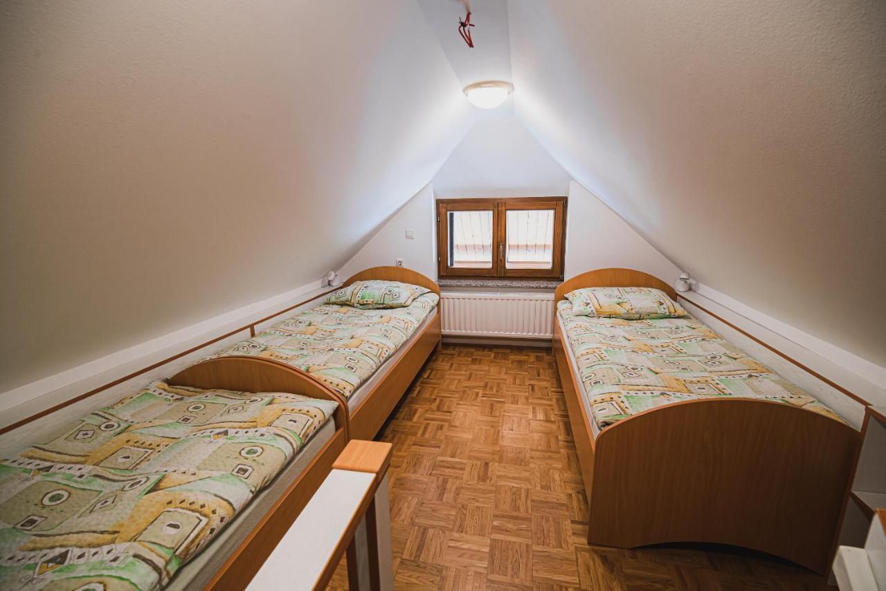 זגורניה יזרסקו Homestay Kocka מראה חיצוני תמונה