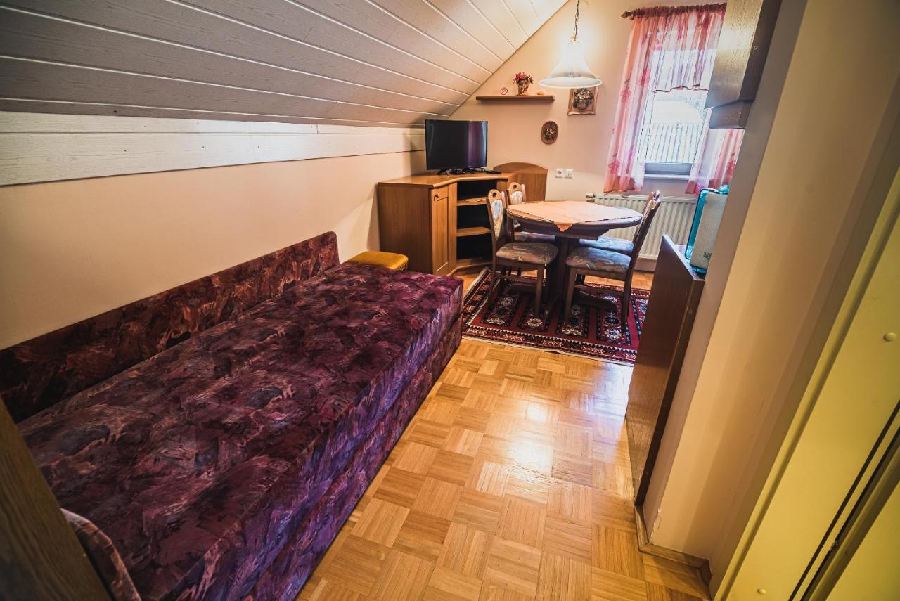 זגורניה יזרסקו Homestay Kocka מראה חיצוני תמונה